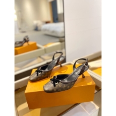 Louis Vuitton Sandals